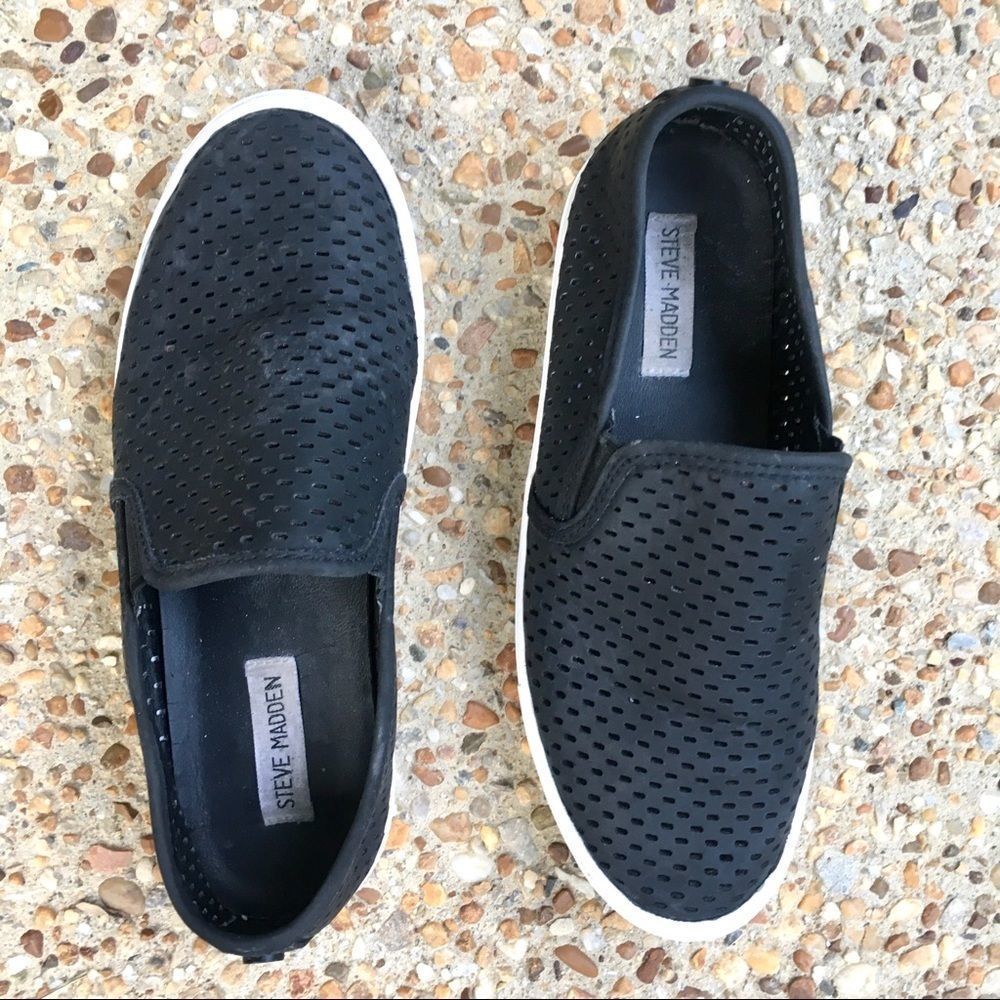 Steve Madden Elouise Black Perforated Loafers Size 10